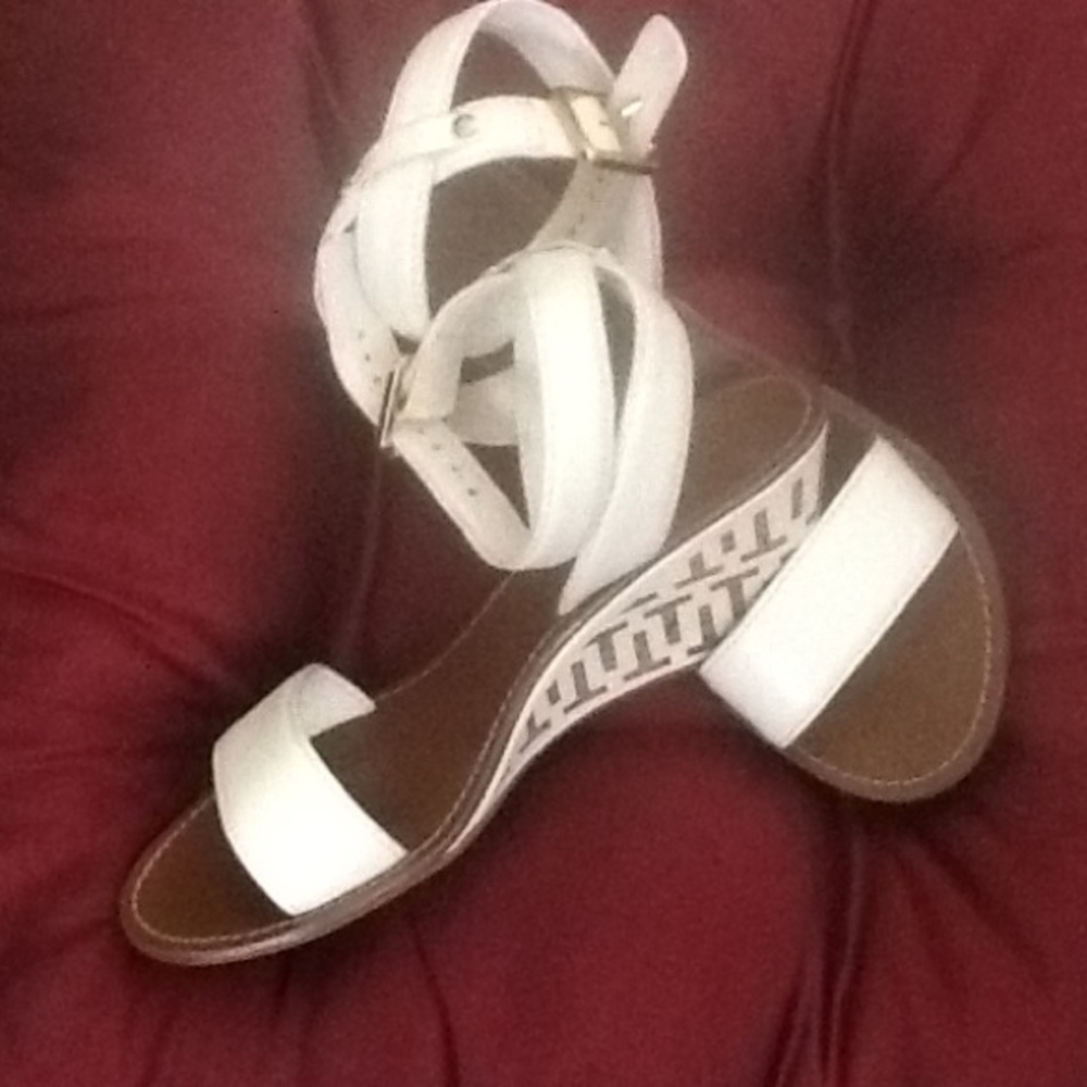 TORY BURCH Wedge Sandals     SIZE 7.5